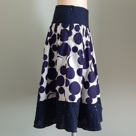 Navy blue polkadots with embroidery and sequins skirt - Picture 4 of 7